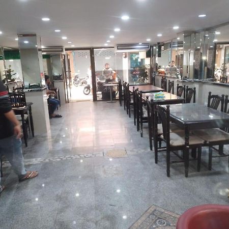 Om Inn Бангкок Екстер'єр фото